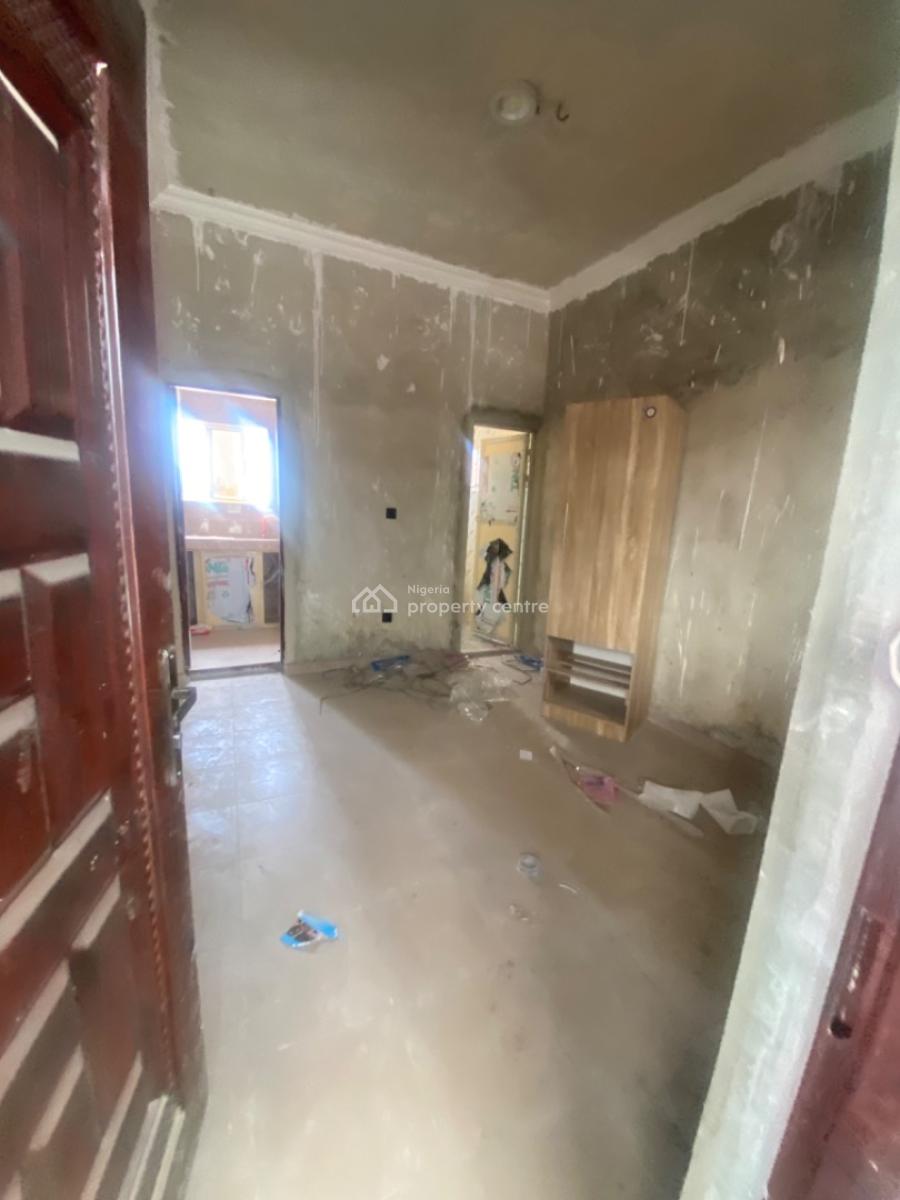 Luxuriously Nice Spacious Self Contain with Excellent Finishing, 12, Kayode Street Malete, Imalete Alafia, Ibeju Lekki, Lagos, Self Contain (single Rooms) for Rent