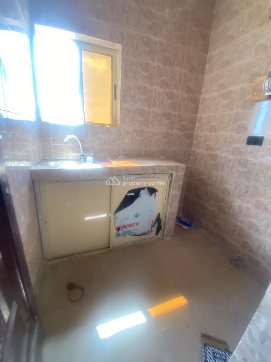 Luxuriously Nice Spacious Self Contain with Excellent Finishing, 12, Kayode Street Malete, Imalete Alafia, Ibeju Lekki, Lagos, Self Contain (single Rooms) for Rent