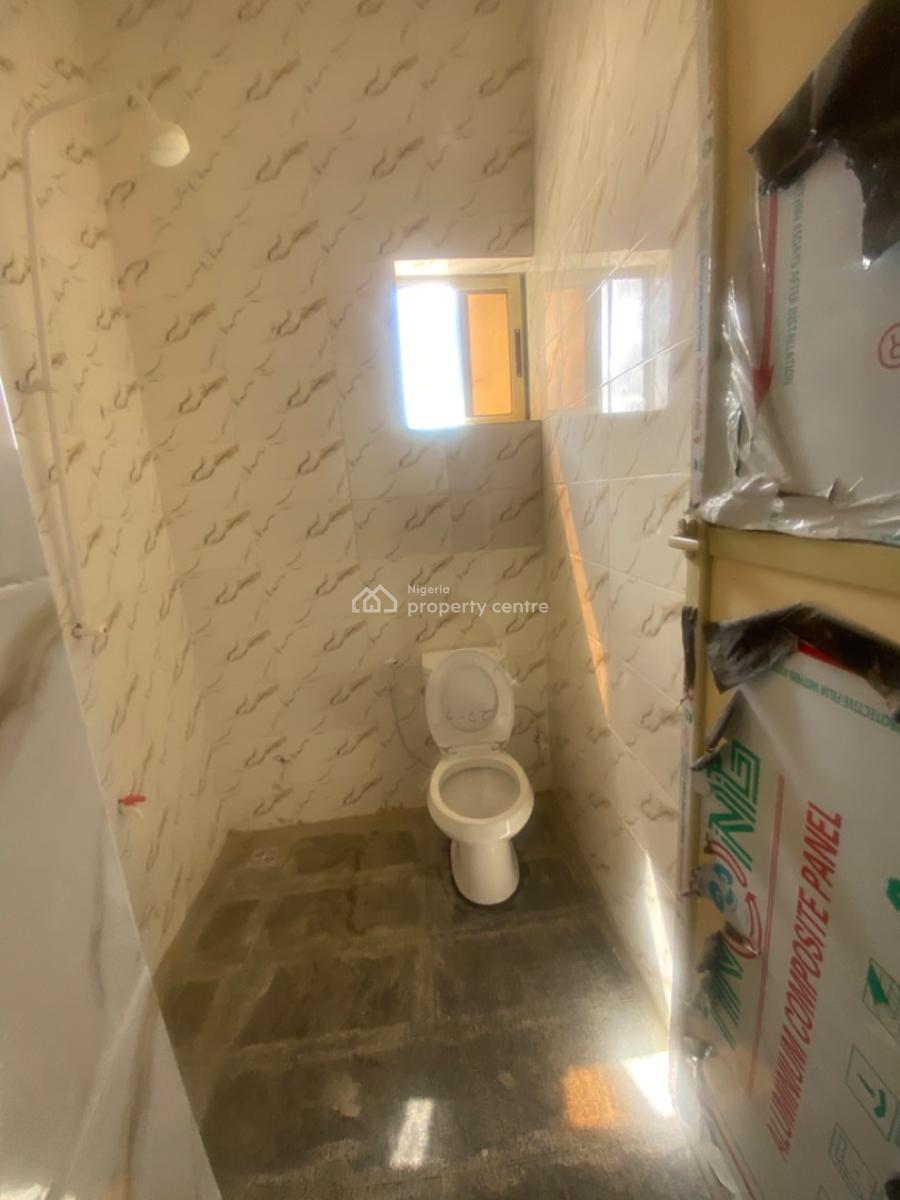 Luxuriously Nice Spacious Self Contain with Excellent Finishing, 12, Kayode Street Malete, Imalete Alafia, Ibeju Lekki, Lagos, Self Contain (single Rooms) for Rent
