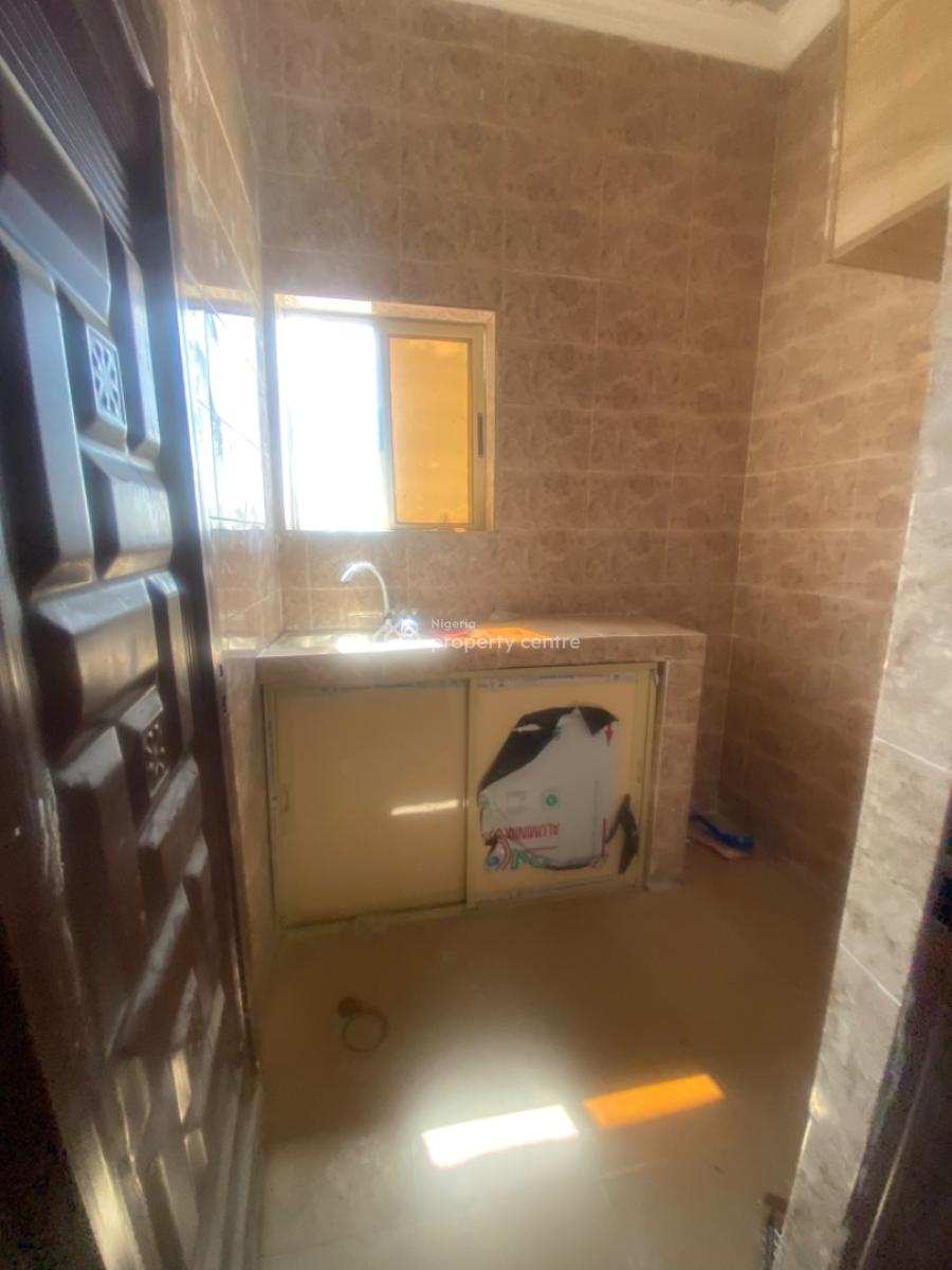 Luxuriously Nice Spacious Self Contain with Excellent Finishing, 12, Kayode Street Malete, Imalete Alafia, Ibeju Lekki, Lagos, Self Contain (single Rooms) for Rent
