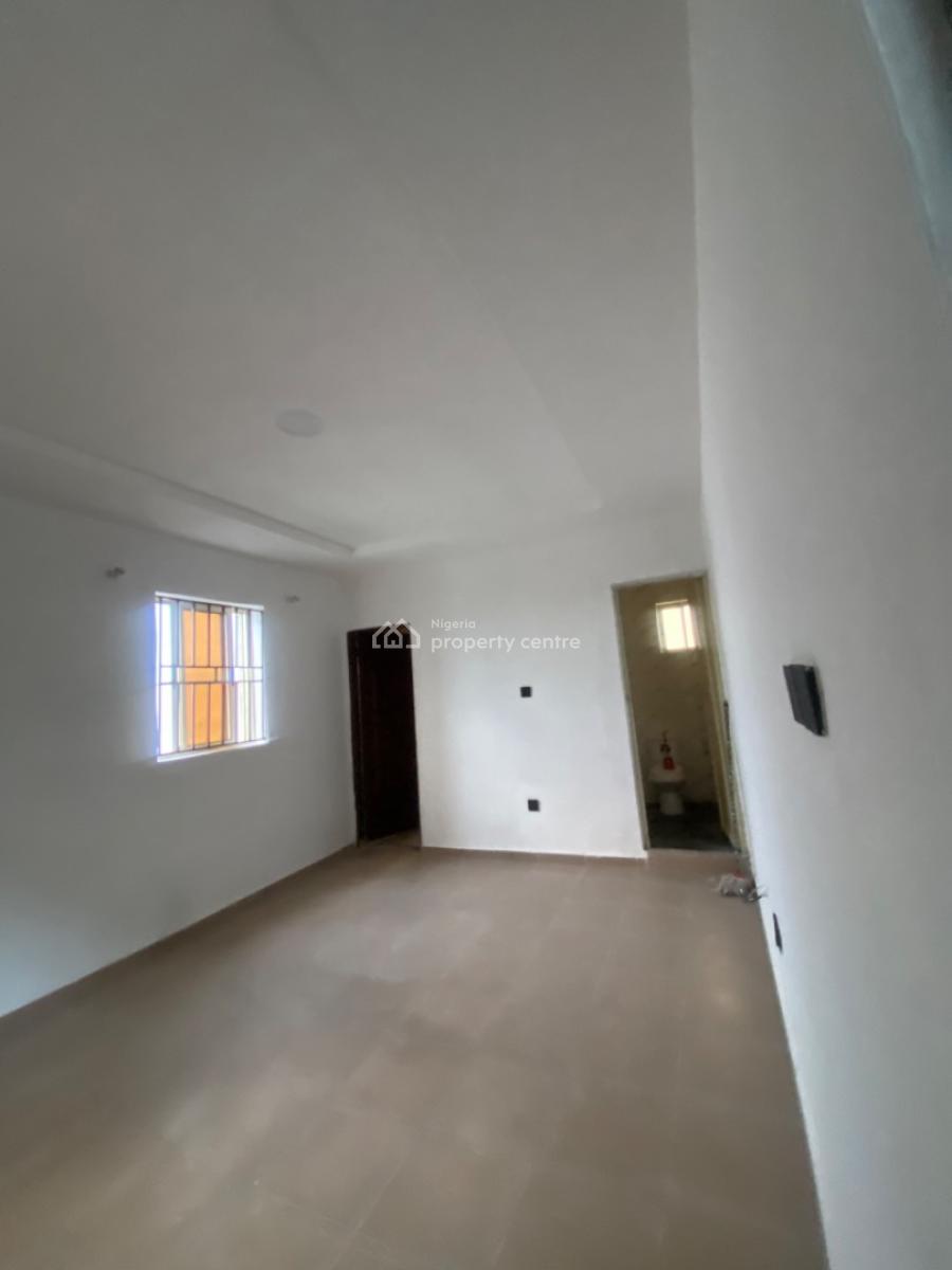 Luxuriously Nice Spacious Self Contain with Excellent Finishing, 12, Kayode Street Malete, Imalete Alafia, Ibeju Lekki, Lagos, Self Contain (single Rooms) for Rent