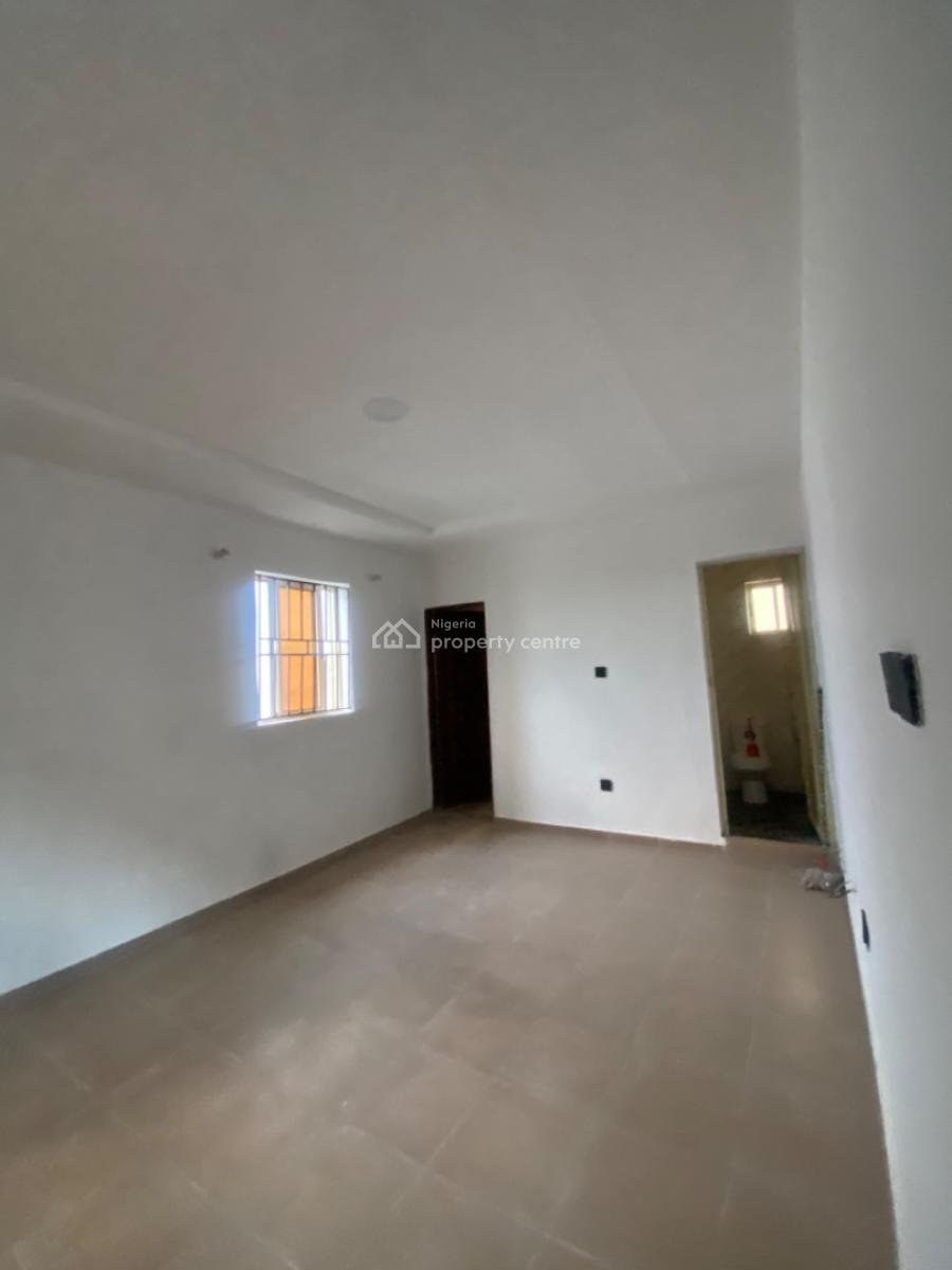 Luxuriously Nice Spacious Self Contain with Excellent Finishing, 12, Kayode Street Malete, Imalete Alafia, Ibeju Lekki, Lagos, Self Contain (single Rooms) for Rent