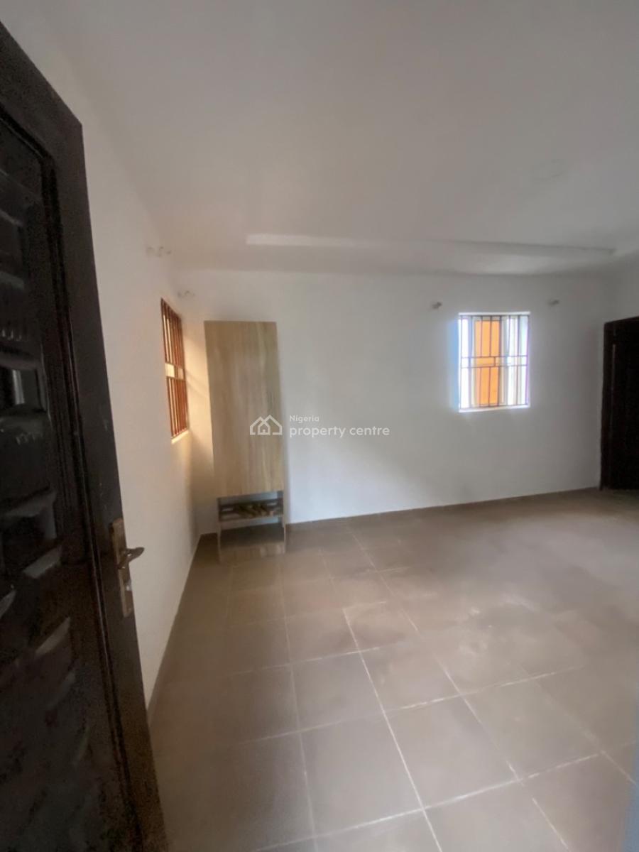 Luxuriously Nice Spacious Self Contain with Excellent Finishing, 12, Kayode Street Malete, Imalete Alafia, Ibeju Lekki, Lagos, Self Contain (single Rooms) for Rent