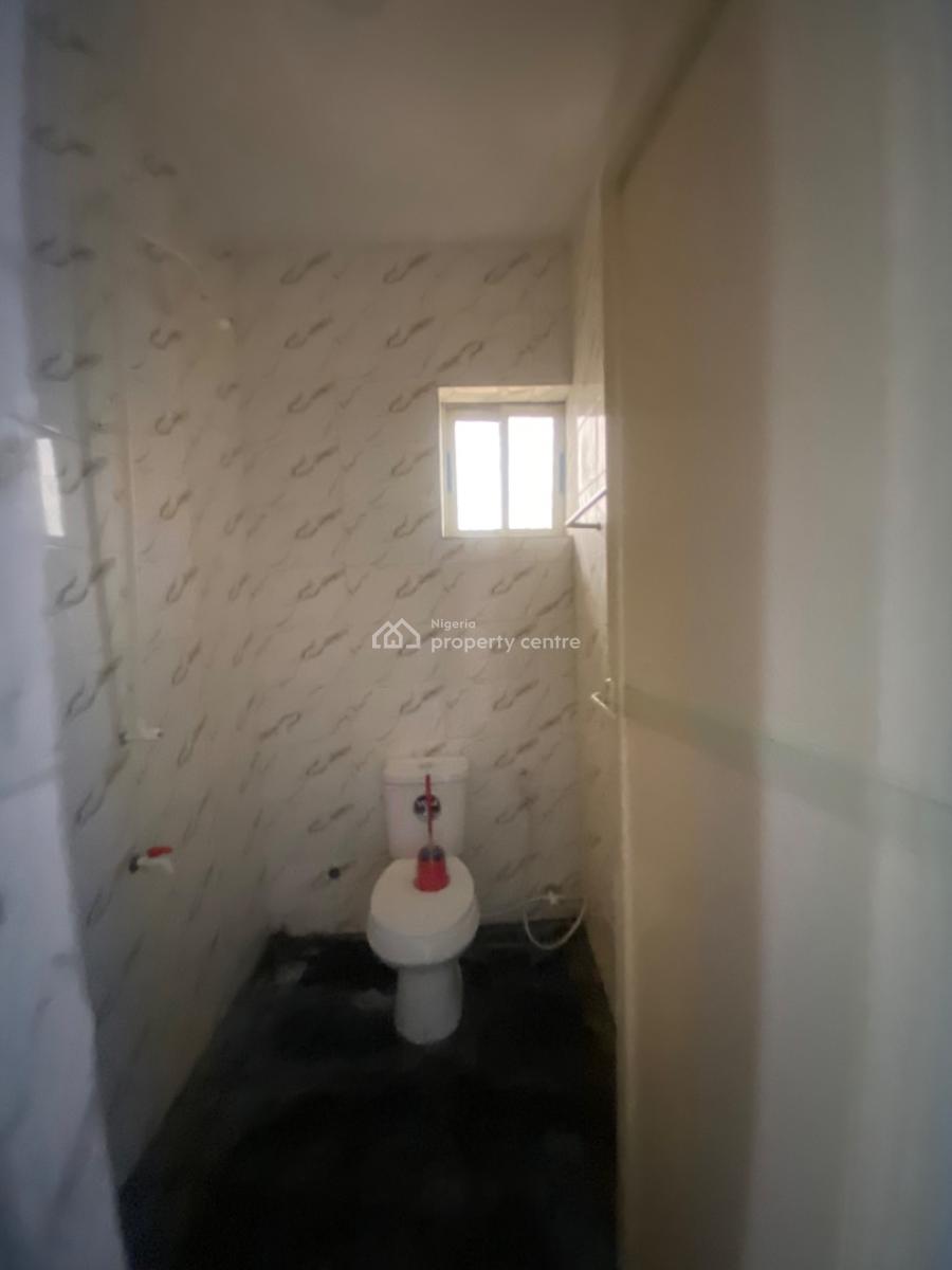 Luxuriously Nice Spacious Self Contain with Excellent Finishing, 12, Kayode Street Malete, Imalete Alafia, Ibeju Lekki, Lagos, Self Contain (single Rooms) for Rent