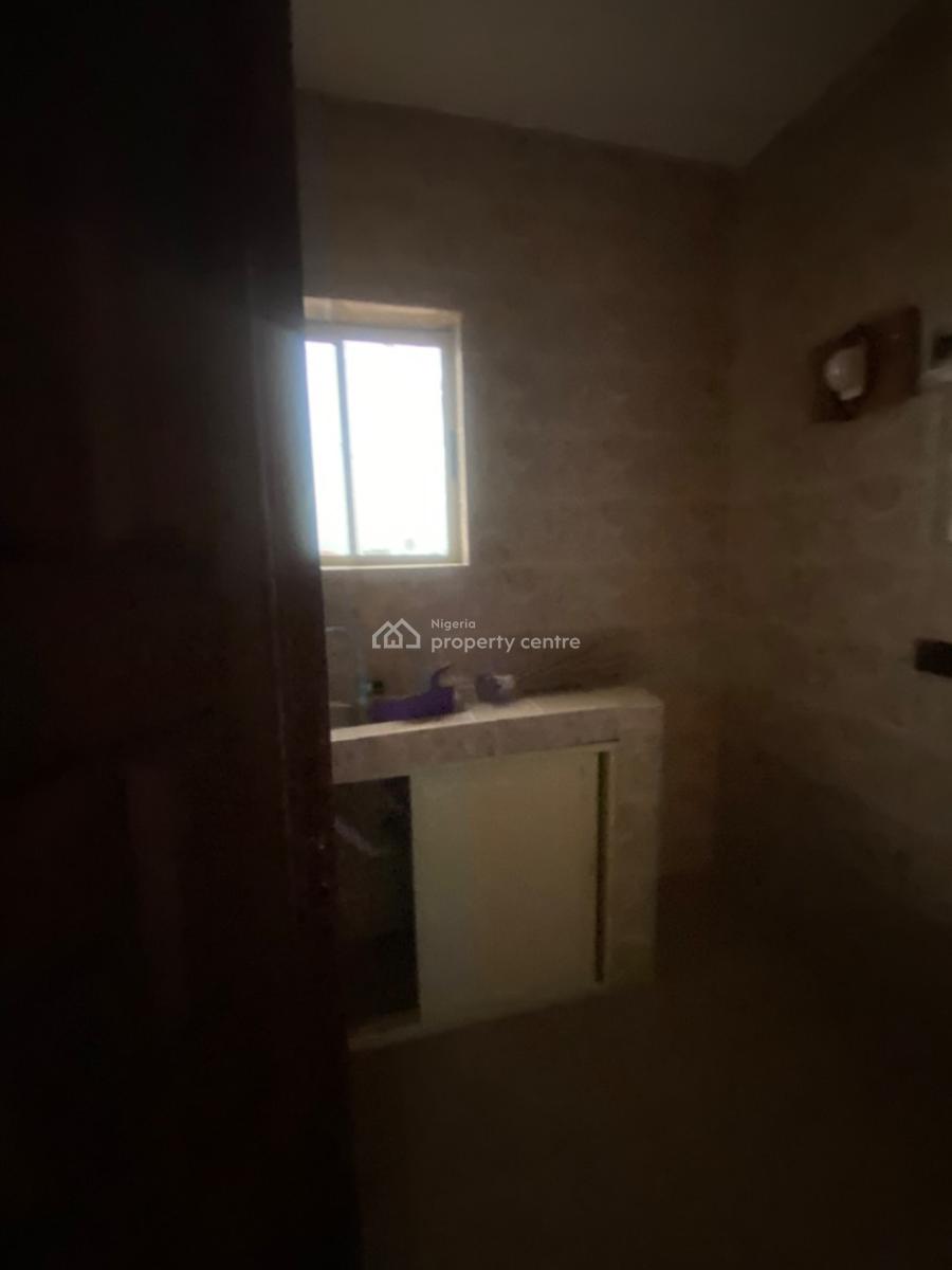 Luxuriously Nice Spacious Self Contain with Excellent Finishing, 12, Kayode Street Malete, Imalete Alafia, Ibeju Lekki, Lagos, Self Contain (single Rooms) for Rent