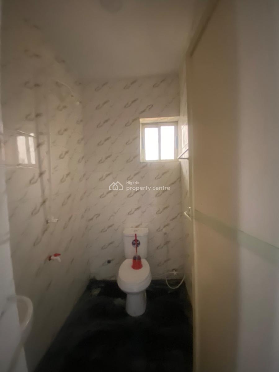 Luxuriously Nice Spacious Self Contain with Excellent Finishing, 12, Kayode Street Malete, Imalete Alafia, Ibeju Lekki, Lagos, Self Contain (single Rooms) for Rent