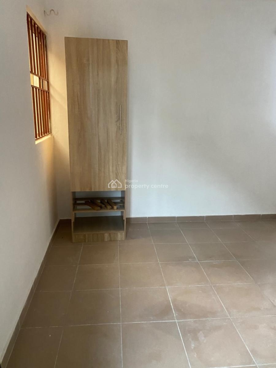 Luxuriously Nice Spacious Self Contain with Excellent Finishing, 12, Kayode Street Malete, Imalete Alafia, Ibeju Lekki, Lagos, Self Contain (single Rooms) for Rent