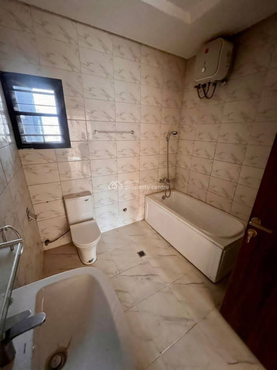 Solid Built 4 Bedrooms Terraced Duplex in a Serene Environment, Guzape District, Abuja, Terraced Duplex for Sale
