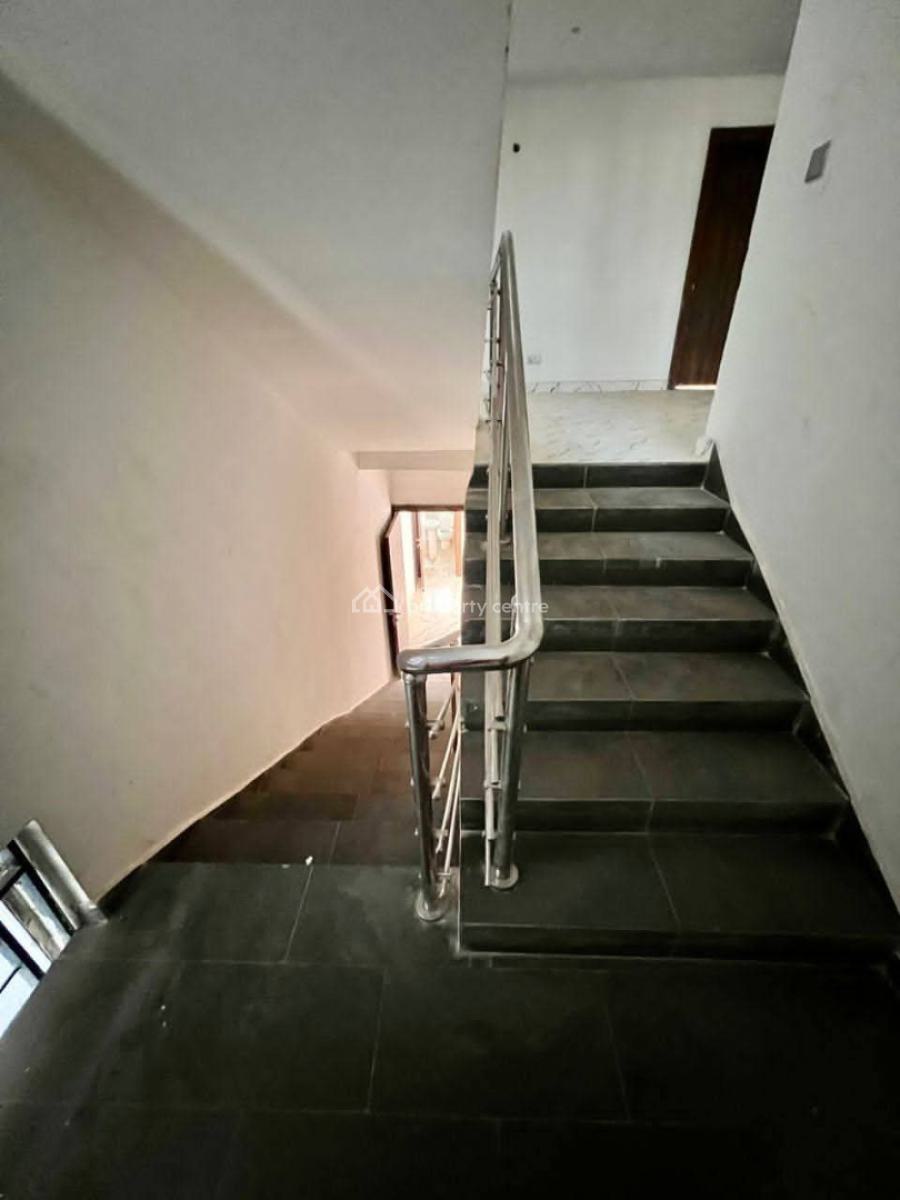 Solid Built 4 Bedrooms Terraced Duplex in a Serene Environment, Guzape District, Abuja, Terraced Duplex for Sale