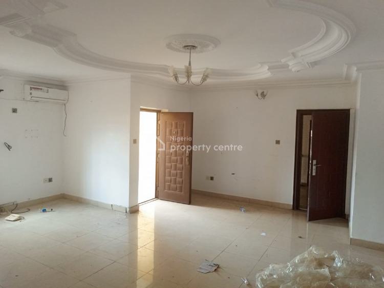 Well Maintained 2 Bedrooms Flat, Medina, Gbagada, Lagos, Flat / Apartment for Rent