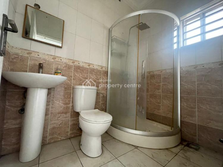 Very Nice 3 Bedroom Apartment with Bq &pool, Lekki Phase 1, Lekki, Lagos, Flat / Apartment for Rent