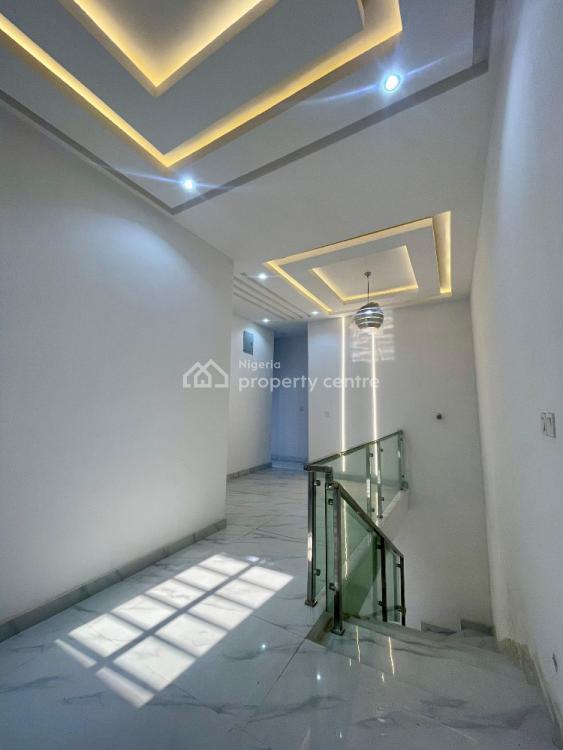 4 Bedrooms Semi Detached Duplex with Bq., Chevron, Lekki, Lagos, Semi-detached Duplex for Sale