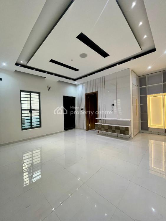 4 Bedrooms Fully Detached Duplex with Bq, Lekki, Lagos, Detached Duplex for Sale