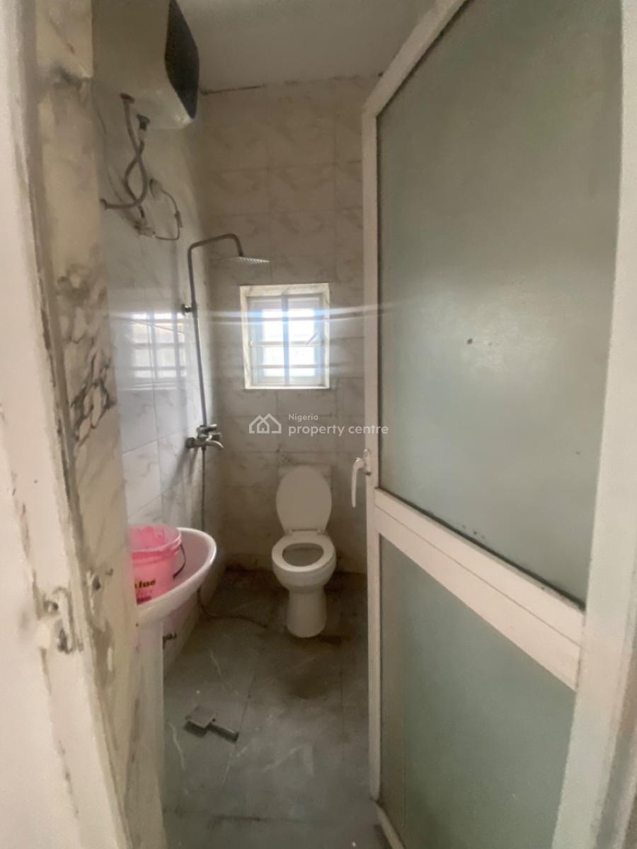 Luxuriously Standard Spacious Mini Flat, 14b, Ayo Street, Ayo Court, Ologolo, Lekki, Lagos, Mini Flat (room and Parlour) for Rent