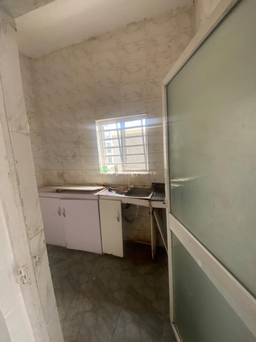 Luxuriously Standard Spacious Mini Flat, 14b, Ayo Street, Ayo Court, Ologolo, Lekki, Lagos, Mini Flat (room and Parlour) for Rent