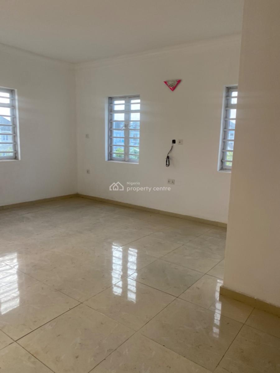 Luxuriously Standard Spacious 2 Bedroom Flat, 14b, Ayo Street, Ayo Court, Sangotedo, Ajah, Lagos, Land for Rent