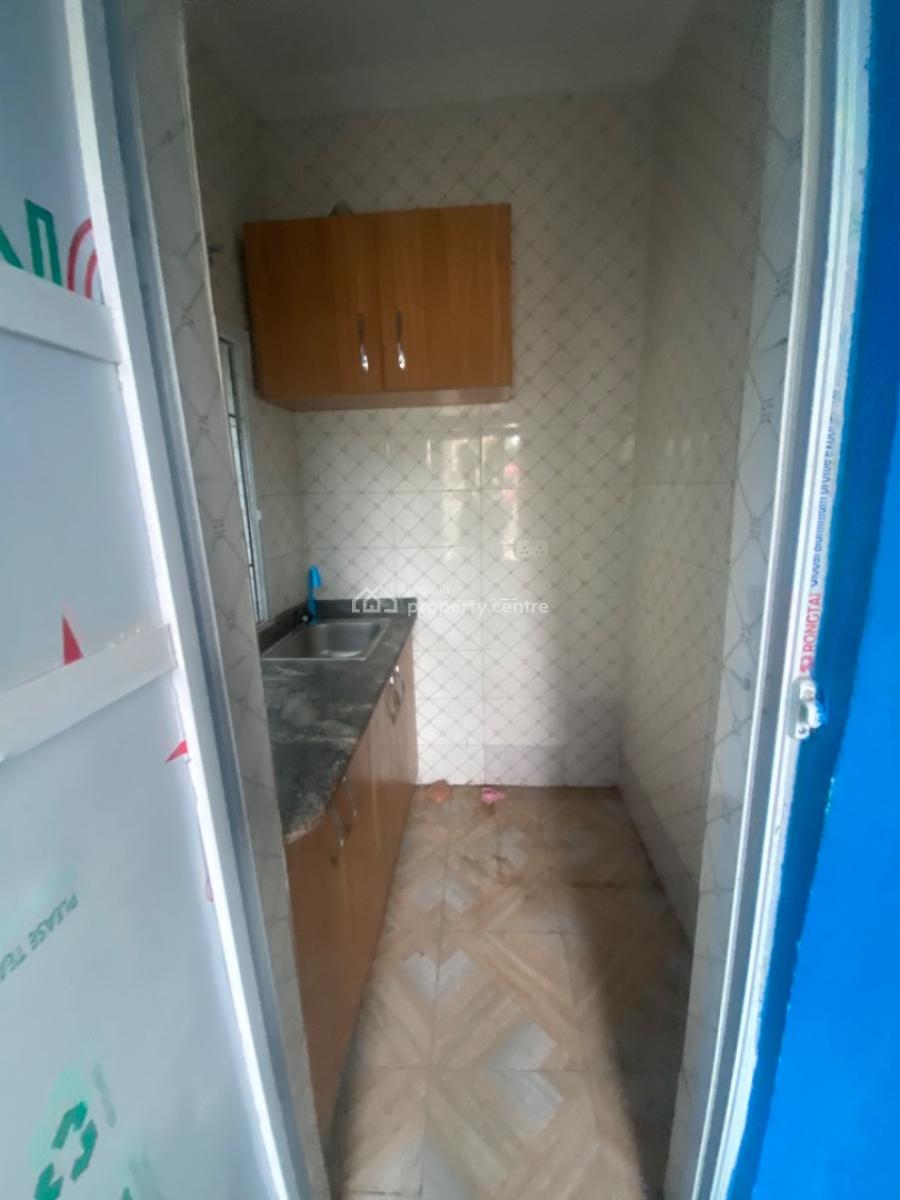 Luxuriously Standard Spacious Brand  Mini Flat Apartment, 13a, Akinwummi Street, Sangotedo, Ajah, Lagos, Mini Flat (room and Parlour) for Rent