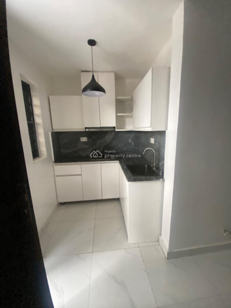 Luxuriously Standard Spacious Brand  New Studio Apartment, 13a, Akinwummi Street, Sangotedo, Ajah, Lagos, Self Contain (single Rooms) for Rent