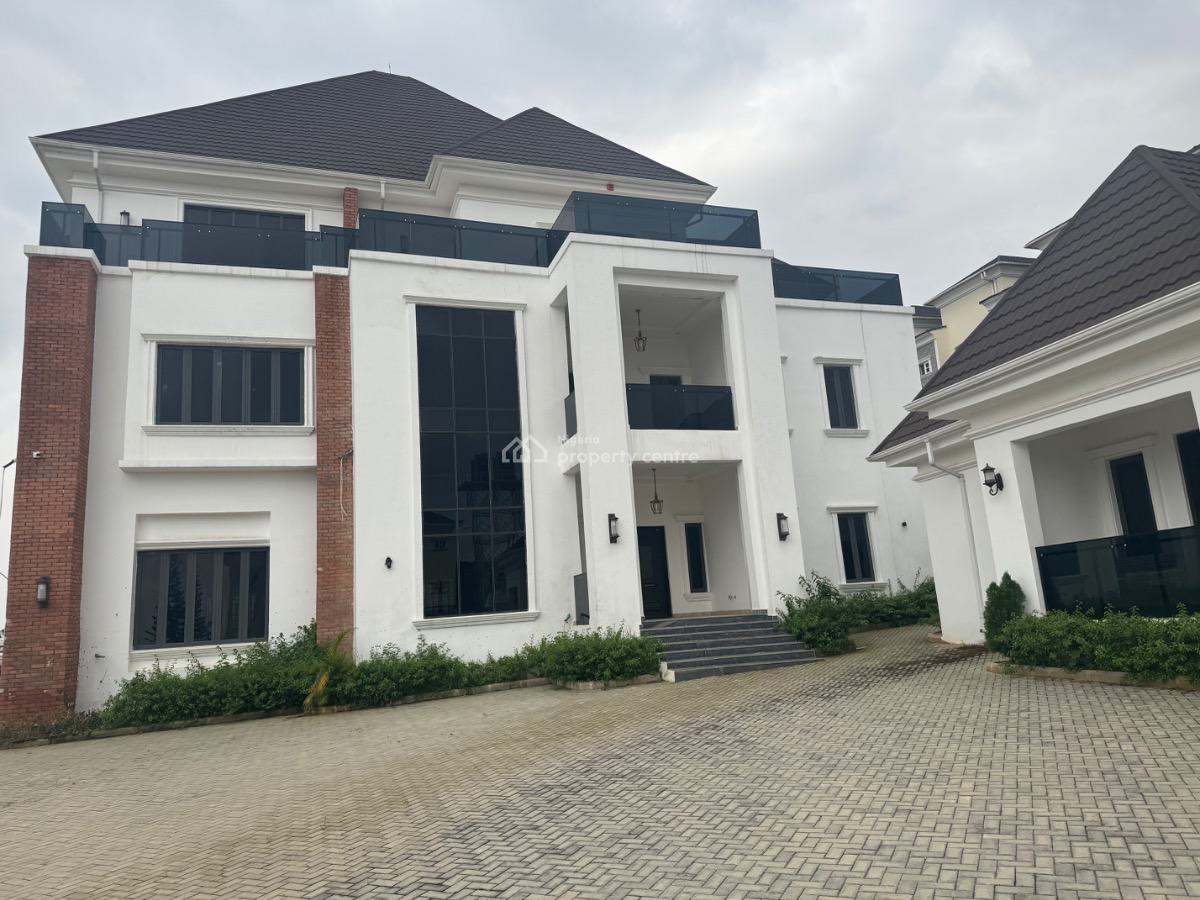 Luxury Built 7 Bedrooms Mansion with 2 Bedrooms Bq Available, Guzape District, Abuja, Detached Duplex for Sale