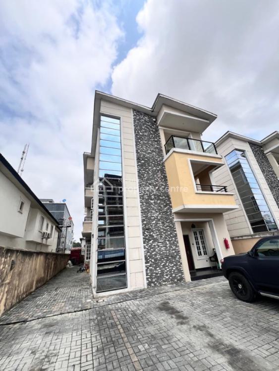 3-bedroom Apartments in a Self Compound, Lekki Phase 1, Lekki, Lagos, Flat / Apartment for Rent
