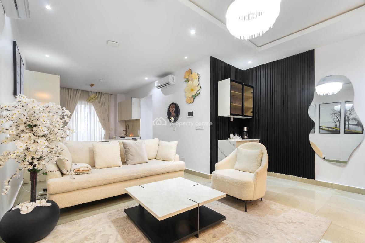 Luxurious Waterfront 1 Bedroom Apartment with Ps5,pool, Cinema and Gym, Admiralty Road, Lekki Phase 1, Lekki, Lagos, Mini Flat (room and Parlour) Short Let