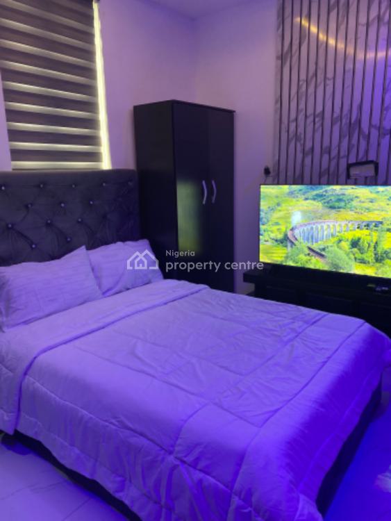 Studio Apartment, 64, Ayilara Street, Surulere, Lagos, Self Contain (single Rooms) Short Let