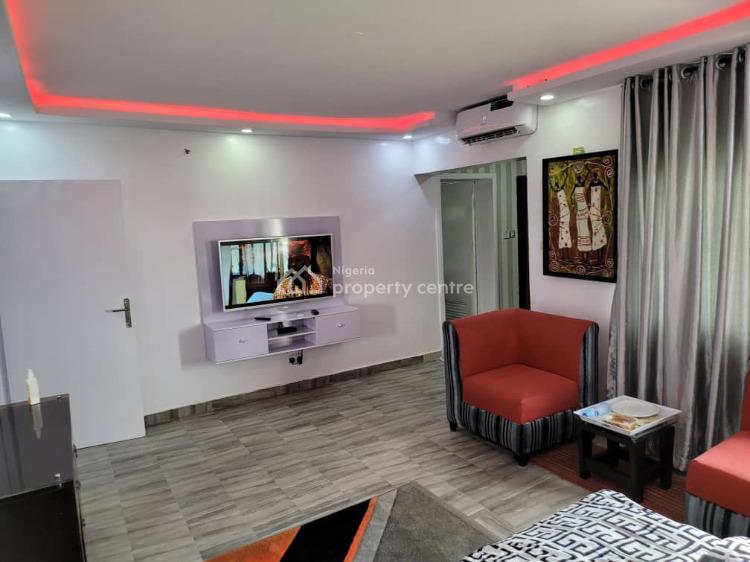Fully Serviced 4 Bedroom Penthouse Apartment, Safecourt Apartment, Ikate Elegushi, Lekki, Lagos, Flat / Apartment for Sale