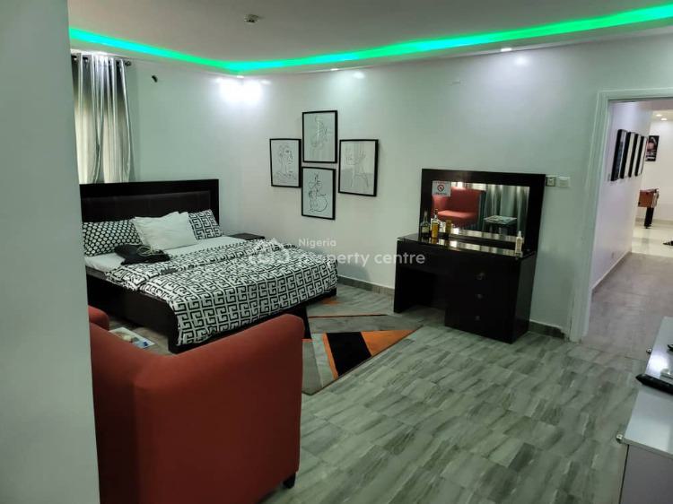 Fully Serviced 4 Bedroom Penthouse Apartment, Safecourt Apartment, Ikate Elegushi, Lekki, Lagos, Flat / Apartment for Sale