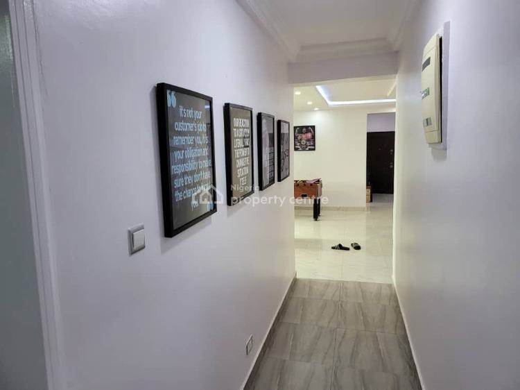 Fully Serviced 4 Bedroom Penthouse Apartment, Safecourt Apartment, Ikate Elegushi, Lekki, Lagos, Flat / Apartment for Sale