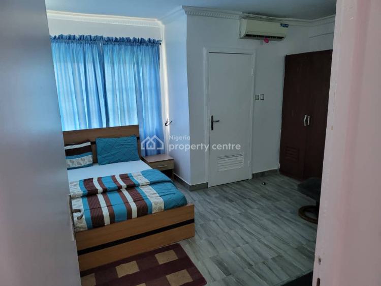 Fully Serviced 4 Bedroom Penthouse Apartment, Safecourt Apartment, Ikate Elegushi, Lekki, Lagos, Flat / Apartment for Sale
