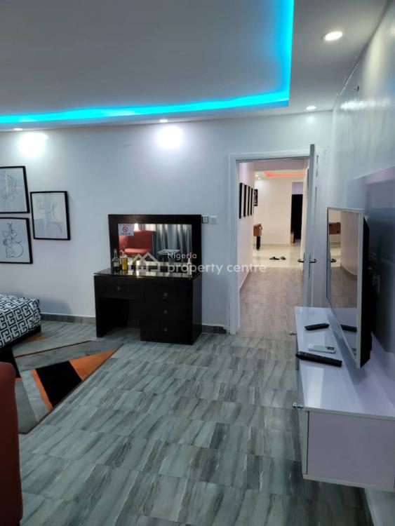 Fully Serviced 4 Bedroom Penthouse Apartment, Safecourt Apartment, Ikate Elegushi, Lekki, Lagos, Flat / Apartment for Sale