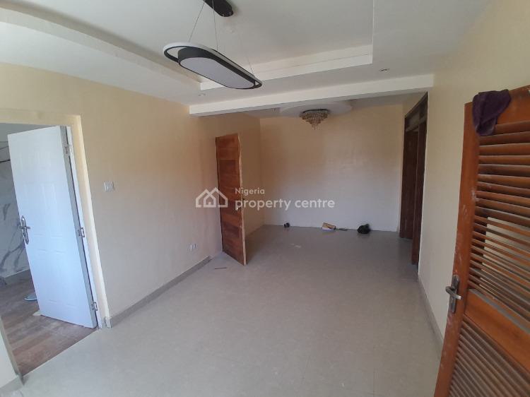 2 Bedrooms Renovated Apartment, Victoria Island (vi), Lagos, Flat / Apartment for Rent