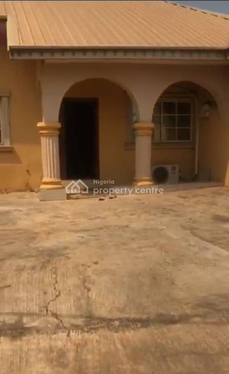 3 Bedroom Semi Detached Bungalow, Alegongo Estate, Akobo, Ibadan, Oyo, Semi-detached Bungalow for Sale