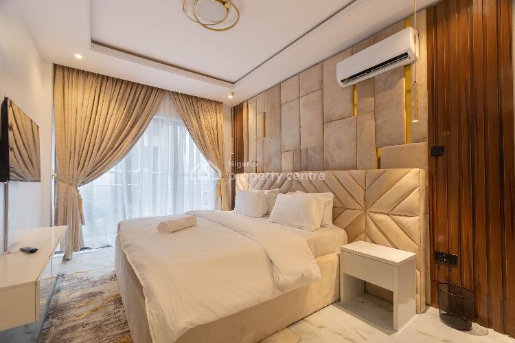 Luxury 2 Bedrooms Apartment, Freedom Way, Lekki Phase 1, Lekki, Lagos, Flat / Apartment Short Let