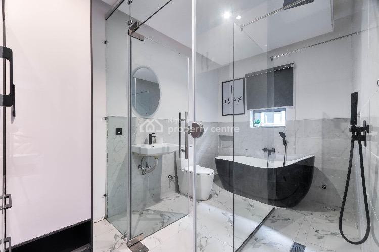 Luxury 2 Bedrooms Apartment, Freedom Way, Lekki Phase 1, Lekki, Lagos, Flat / Apartment Short Let