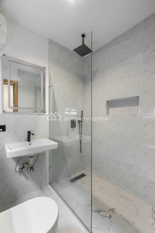 Luxury 2 Bedrooms Apartment, Freedom Way, Lekki Phase 1, Lekki, Lagos, Flat / Apartment Short Let