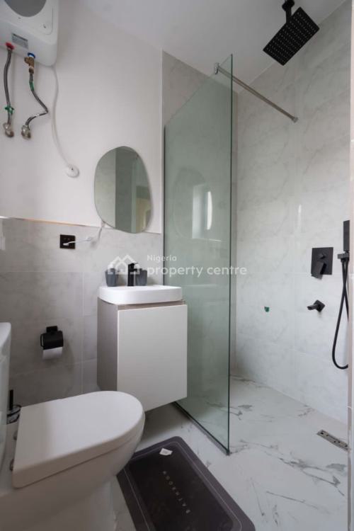 Luxurious 2 Bedrooms, Freedom Way, Lekki Phase 1, Lekki, Lagos, House Short Let