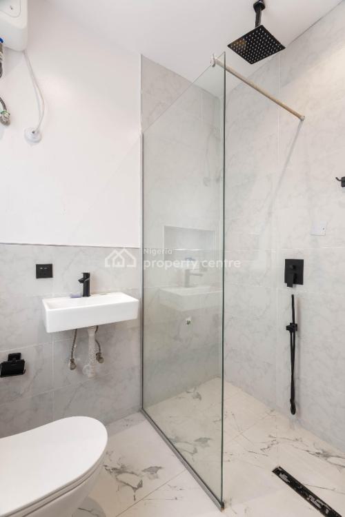 2 Bedrooms Mansionette Penthouse, Lekki Phase 1, Lekki, Lagos, Flat / Apartment Short Let