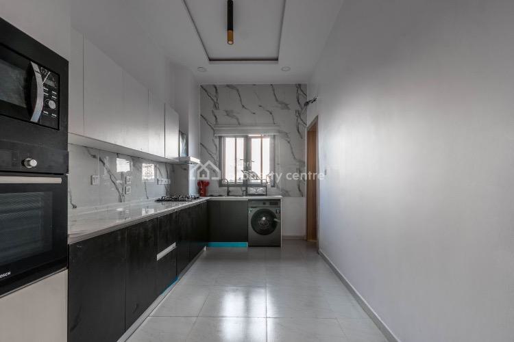 Luxury 2 Bedrooms Apartment, Admiralty Way, Lekki Phase 1, Lekki, Lagos, Flat / Apartment Short Let
