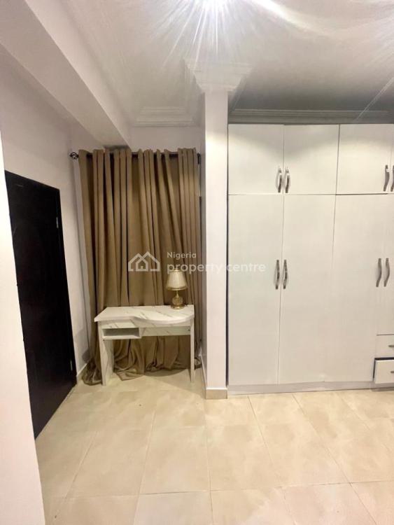 1 Bedroom Serviced Apartment, Lekki Phase 1, Lekki, Lagos, Mini Flat (room and Parlour) for Rent