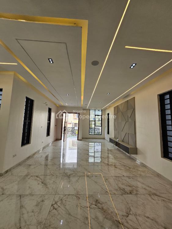 For Sale Magnificent 5 Bedroom Fully Detached With A Gym House And