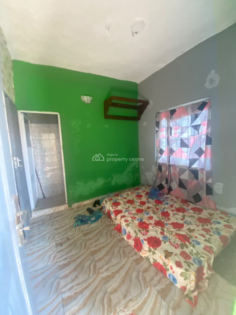 Standard Spacious Self Contain with Excellent Finishing, 13 a Rafiu Street, Rafiu Court, Alatise, Ibeju Lekki, Lagos, Self Contain (single Rooms) for Rent