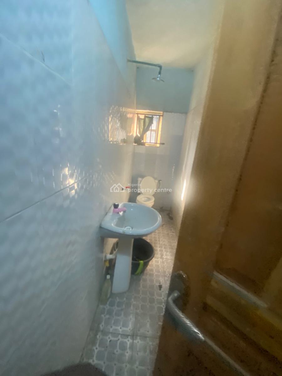 Standard Spacious 2bedroom Flat with Excellent Finishing, 13 a Rafiu Street, Rafiu Court  Abijo Gra, Abijo, Lekki, Lagos, House for Rent