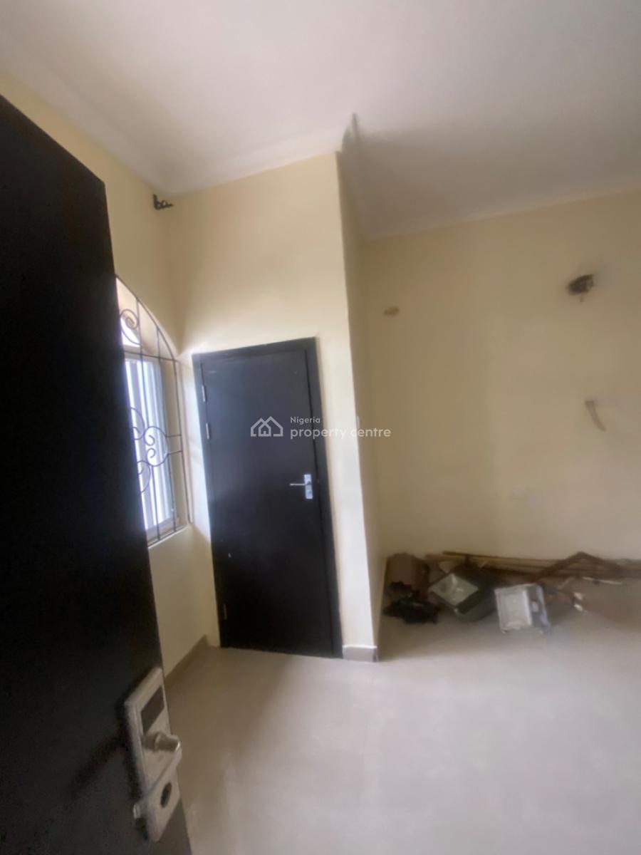 Portable Nice Open Plan Self Contain with  Excellent Finishing, 13a, Rafiu Street, Sangotedo, Ajah, Lagos, Self Contain (single Rooms) for Rent