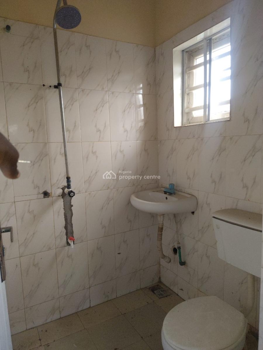 2 Bedroom Flat with Good Facilities, Crystal View Estate, Ebute, Ikorodu, Lagos, Flat / Apartment for Rent