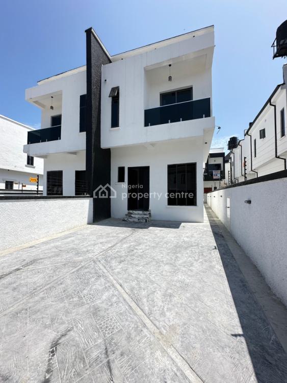 Inviting 4 Bedroom Semidetached Duplex in a Secured Estate, Lekki County, Lekki, Lagos, Detached Duplex for Sale