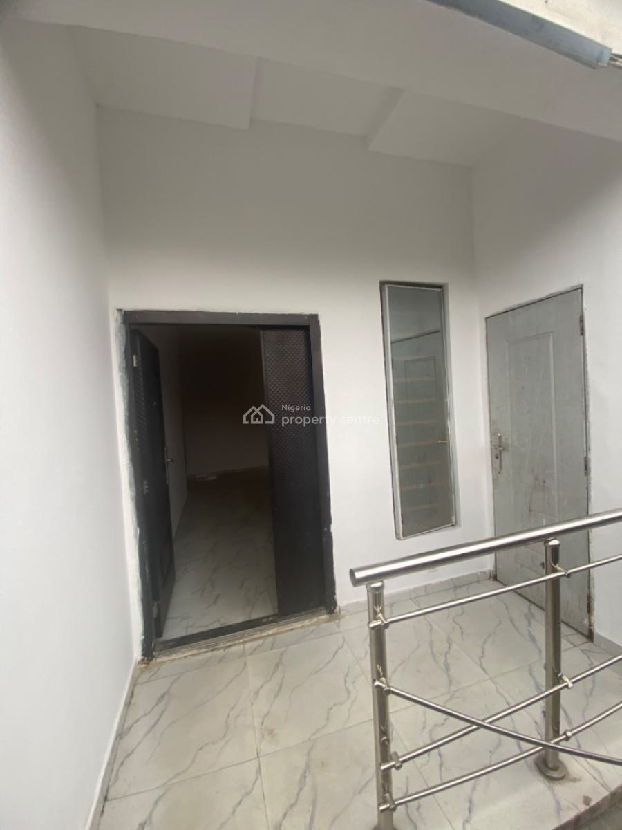 Luxuriously Nice Spacious 2 Bedroom  Flat, No 14b Sikiru Street, Sangotedo, Ajah, Lagos, Terraced Duplex for Rent