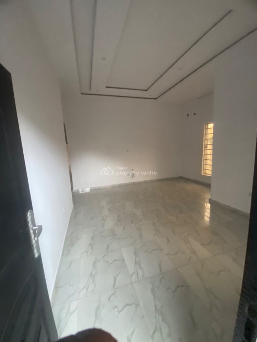 Luxuriously Nice Spacious 2 Bedroom  Flat, No 14b Sikiru Street, Sangotedo, Ajah, Lagos, Terraced Duplex for Rent