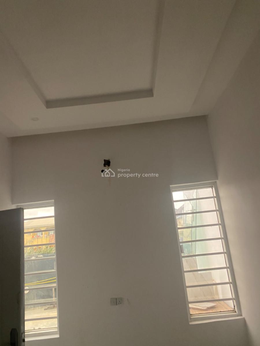 Luxuriously Nice Spacious 2 Bedroom  Flat, No 14b Sikiru Street, Sangotedo, Ajah, Lagos, Terraced Duplex for Rent