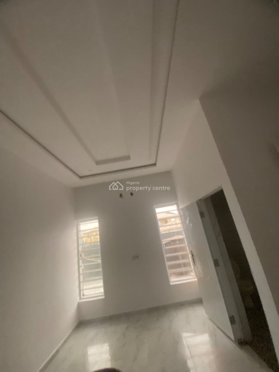 Luxuriously Nice Spacious 2 Bedroom  Flat, No 14b Sikiru Street, Sangotedo, Ajah, Lagos, Terraced Duplex for Rent